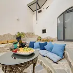 Zaffir Retreat Żebbuġ