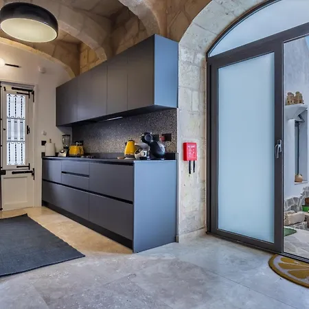 Willa Zaffir Retreat Żebbuġ