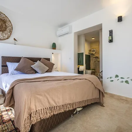 Zaffir Retreat Villa *