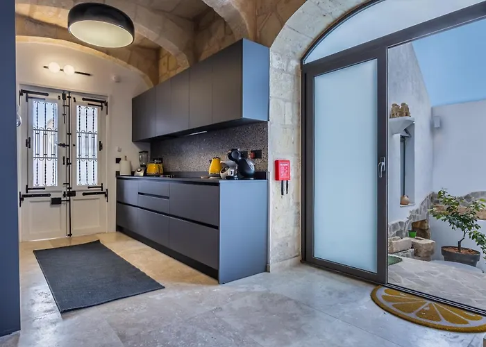 Villa Zaffir Retreat Żebbuġ